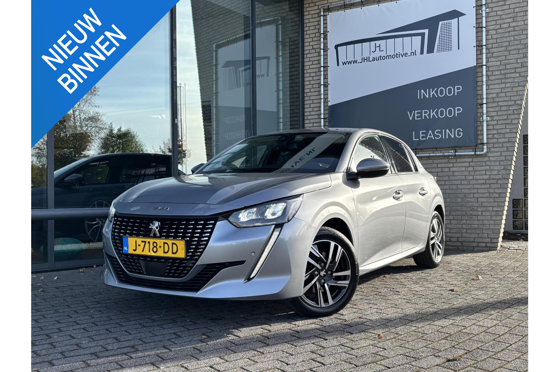 Peugeot 208 1.2 PureTech*AUTOM.*ACC*CARPLAY*ECC*CAM*LED*